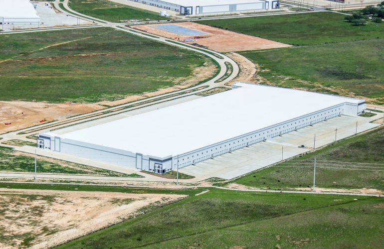 waaree-begins-trial-runs-on-solar-panel-assembly-line-in-texas