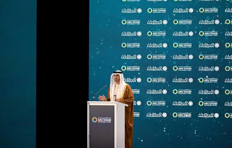 masdar,-ewec-launch-world-biggest-24/7-solar-pv-and-battery-project-in-abu-dhabi