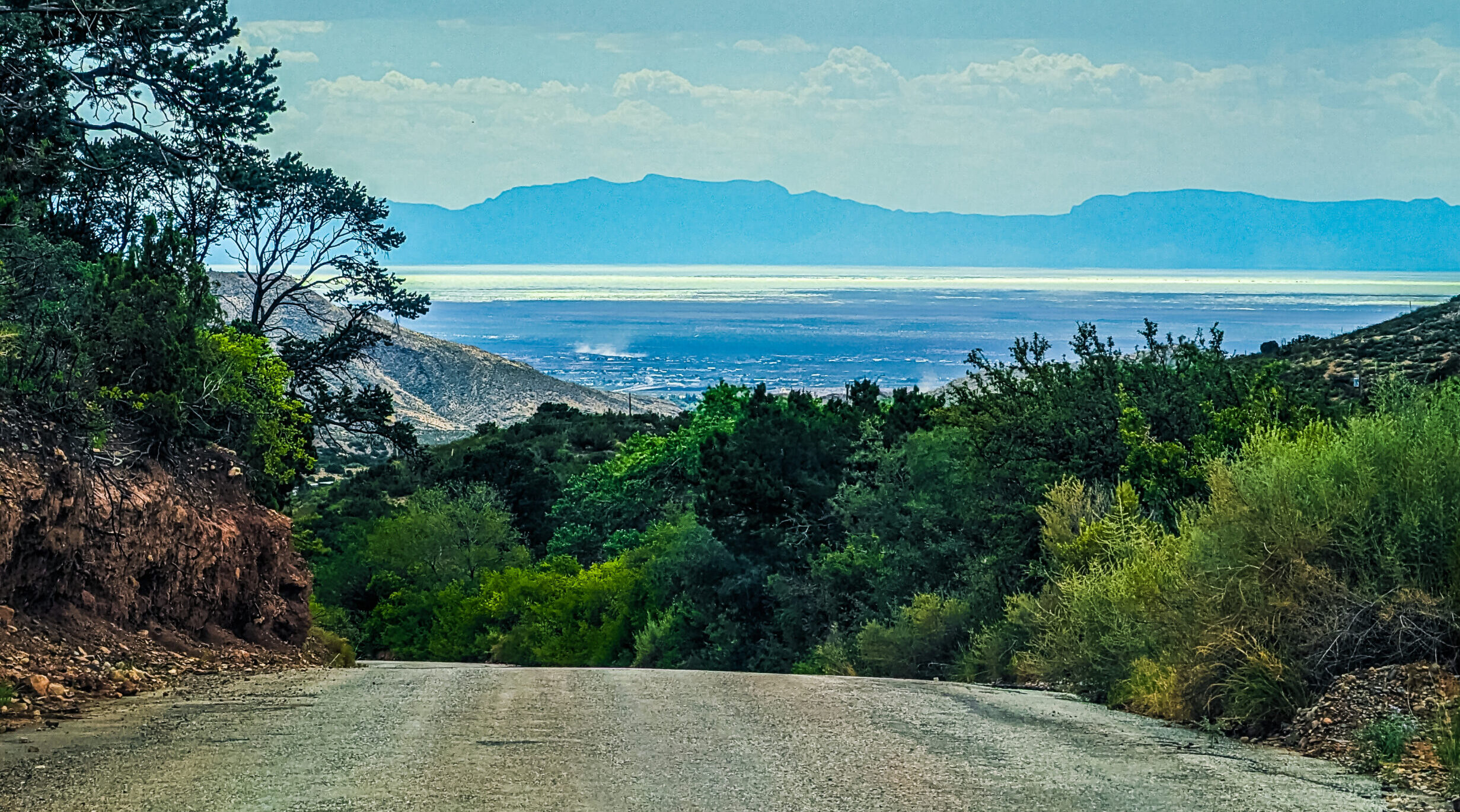 safely-descending-hills-in-ev-or-ice-vehicles