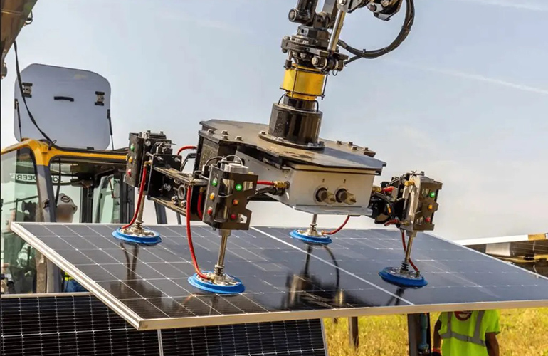 new-robotic-tools-handle-toughest-tasks-on-utility-solar-sites-2025-trends-in-solar