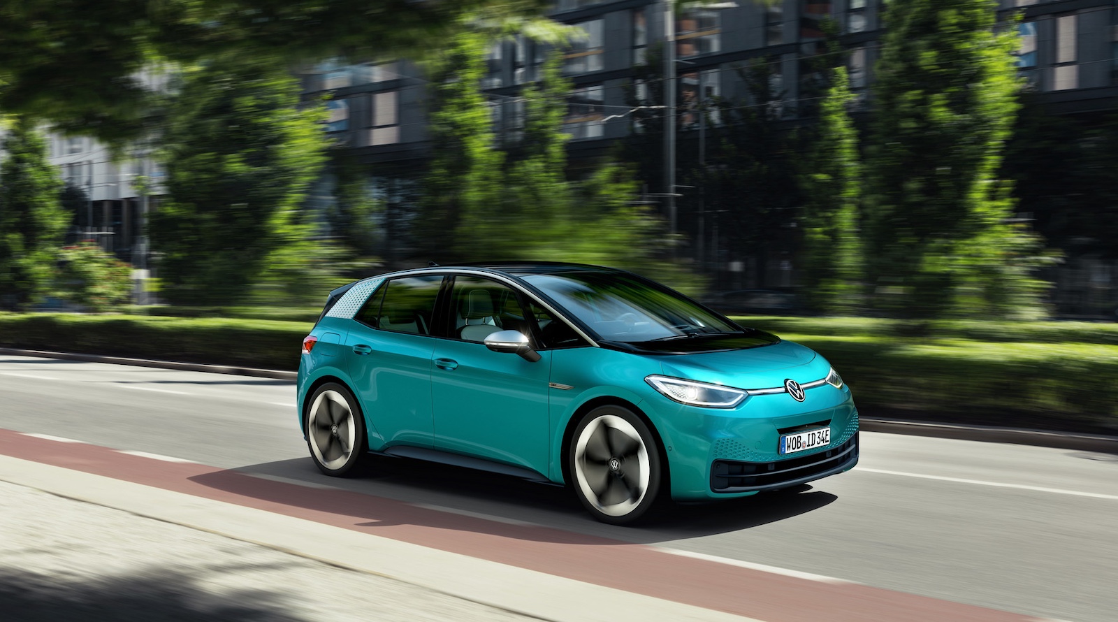 volkswagen-sold-383,100-fully-electric-vehicles-in-2024
