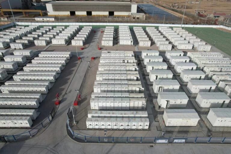 cutthroat-competition:-the-race-to-the-top-of-the-bess-supply-chain