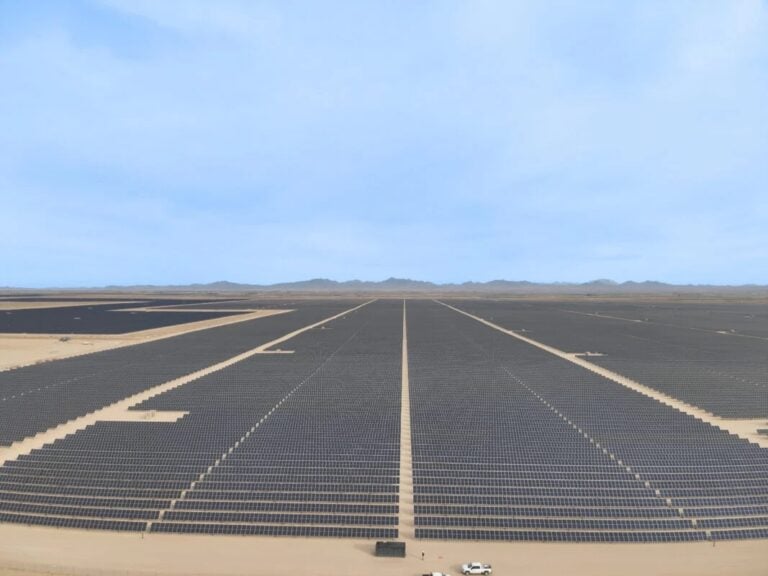 edf-renewables-puts-desert-quartzite-solar-plus-storage-project-into-action-in-california,-us