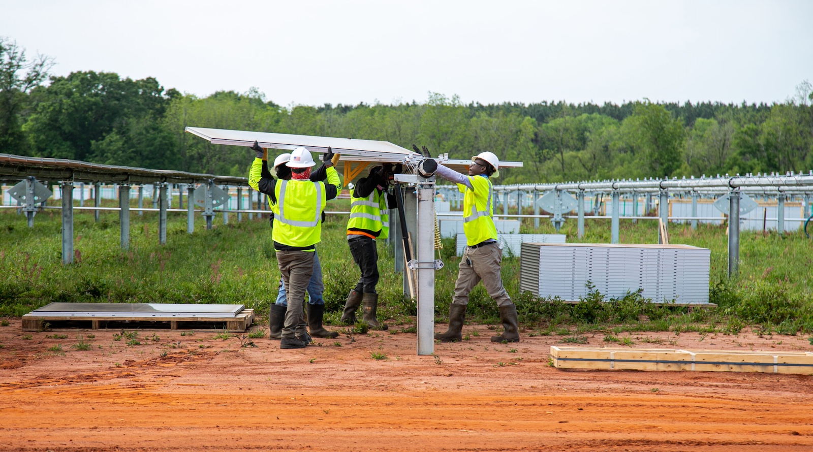 we-need-solar-&-storage-to-address-the-energy-emergency