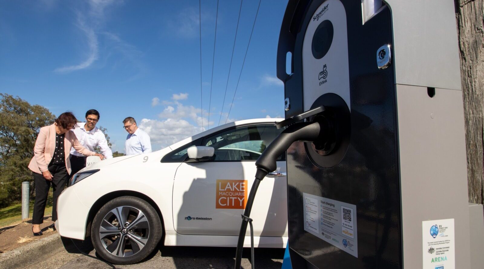 intellihub-completes-installation-of-50-ev-chargers-on-power-poles