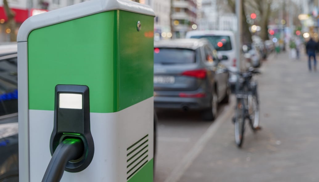 europe-hits-1-million-ev-charge-points