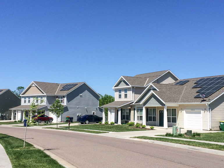 kansas-army-base-now-powered-by-16-mw-solar-portfolio