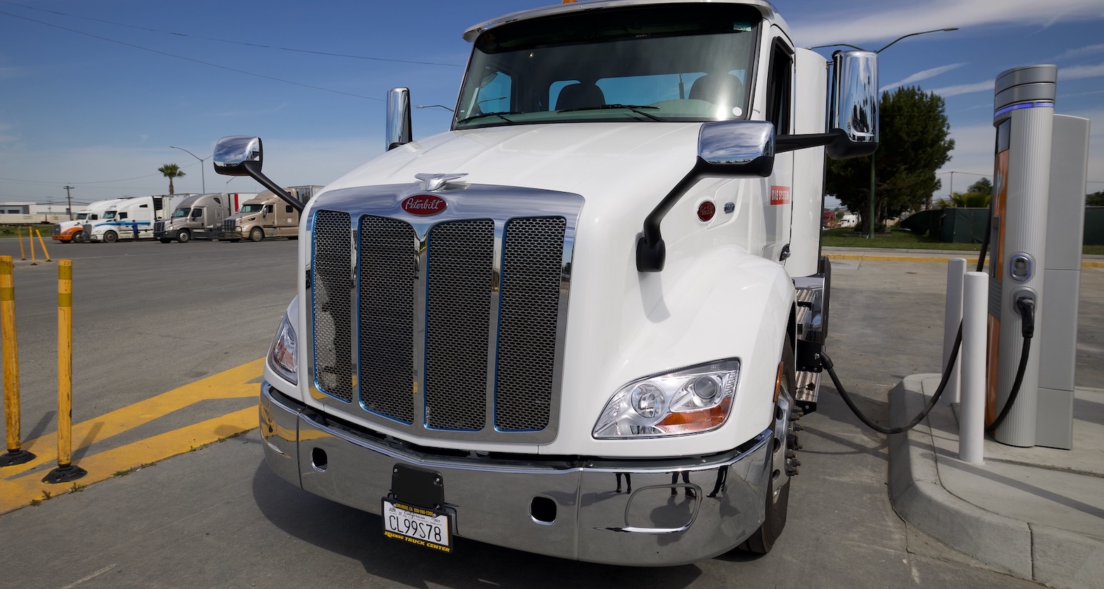 electric-trucks-launched-into-2025-with-a-bang…