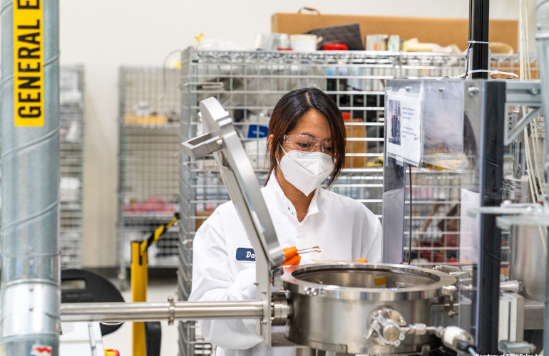 first-solar-files-topcon-patent-infringement-claim-against-jinkosolar