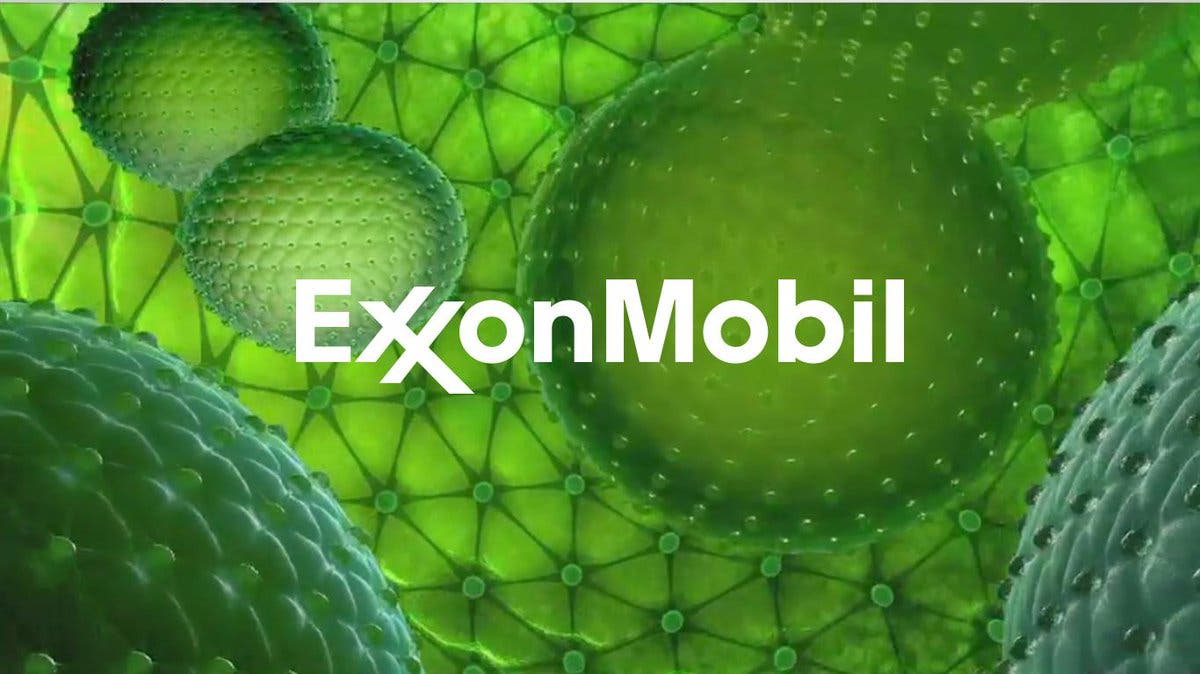 big-oil-backs-away-from-green-energy-goals