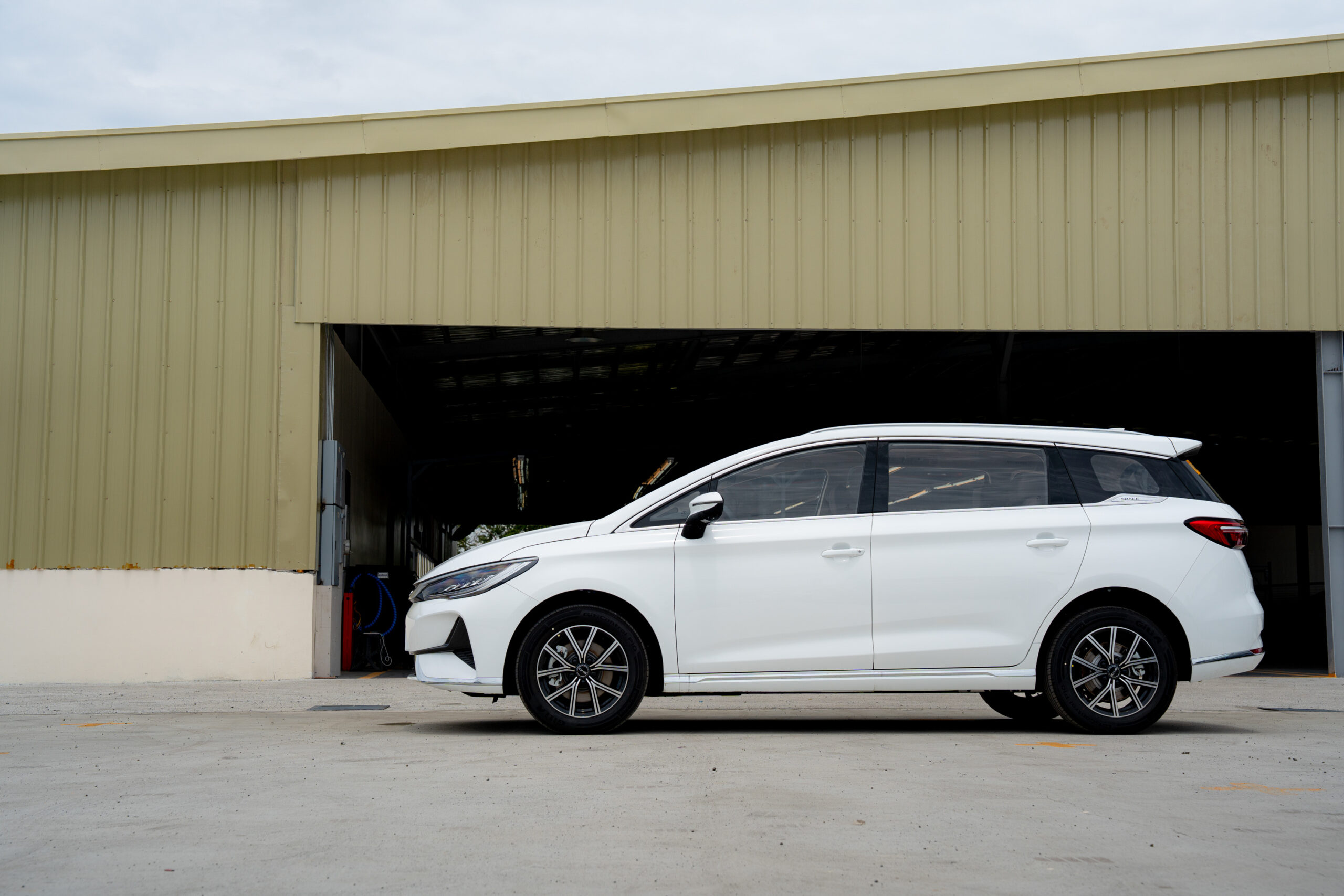 byd-e-mpv-to-launch-at-the-manila-international-auto-show-this-month