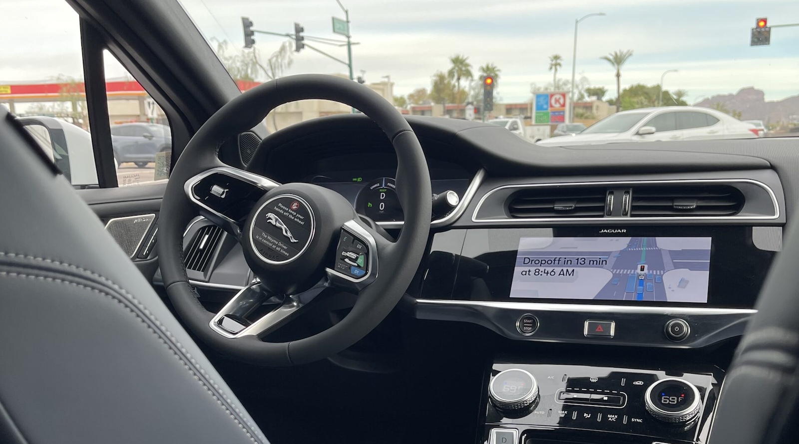 a-tesla-bull-spends-a-day-testing-waymo-in-phoenix