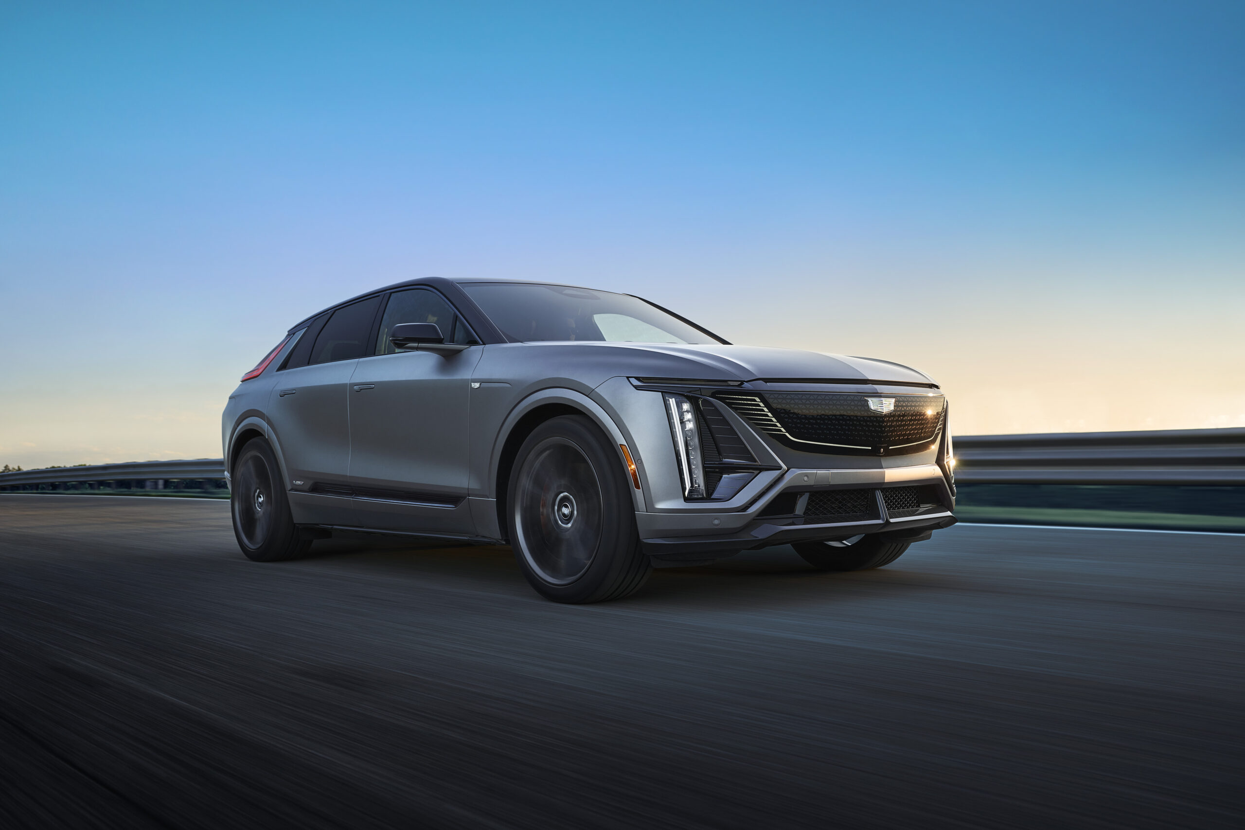 gm-&-mary-barra-place-a-$35-billion-bet-on-evs