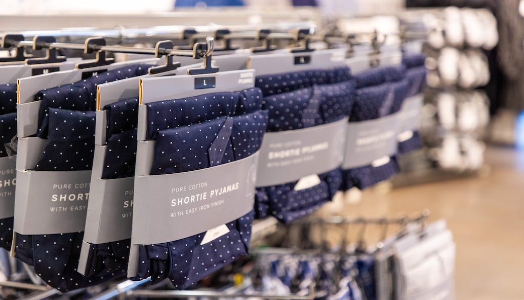 m&s-switches-to-paper-packaging-and-slashes-plastic-use-across-men’s-range