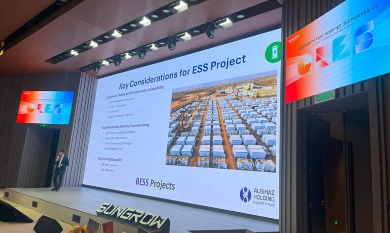 sungrow-and-byd-progress-huge-bess-projects-in-saudi-arabia-and-chile