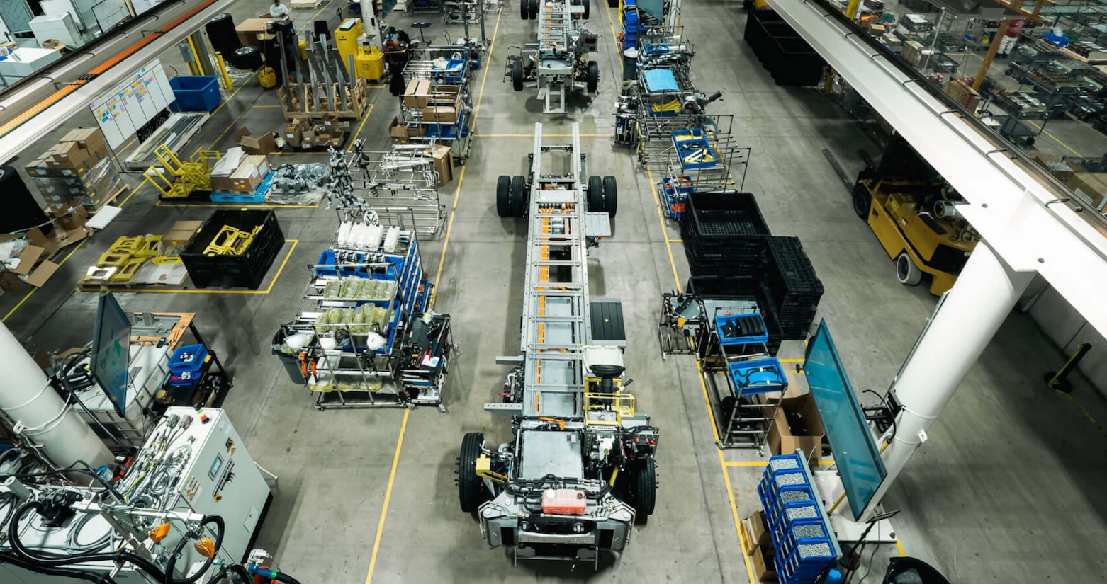 tesla-misses-the-electric-truck-boat,-again