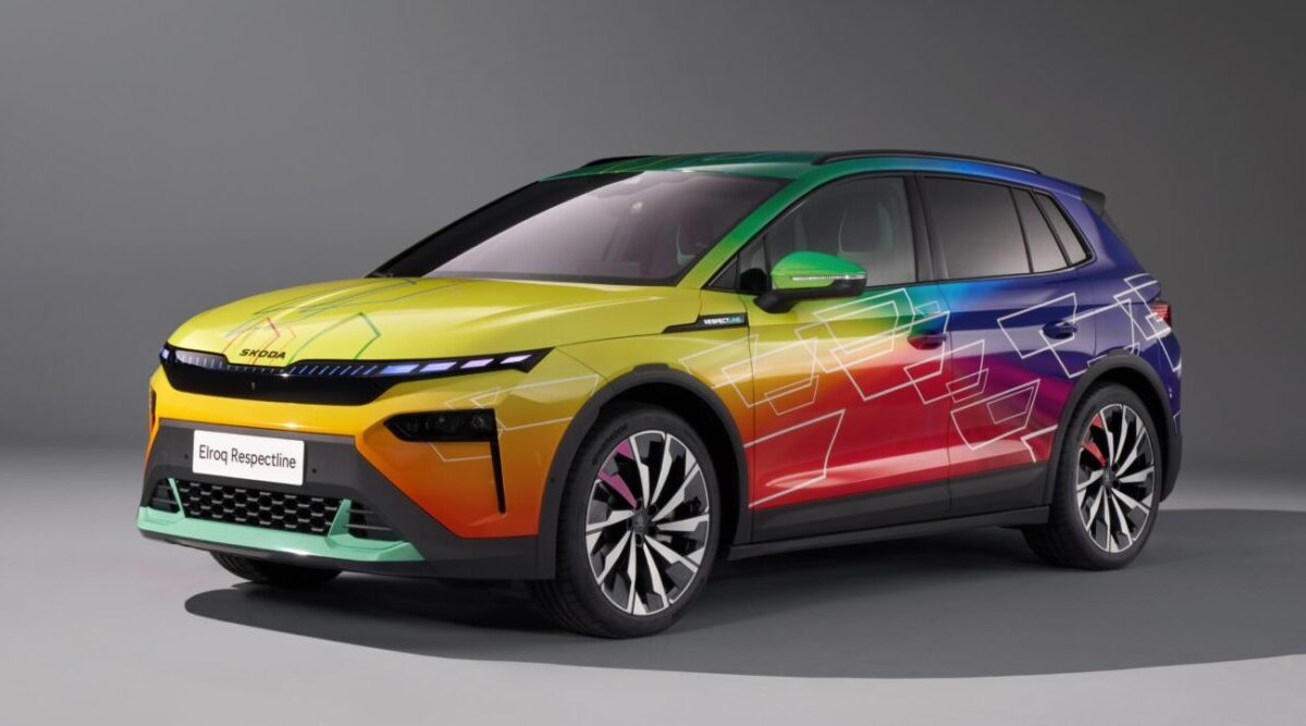 new-skoda-concept-ev-reads-the-room,-and-the-room-loves-dei