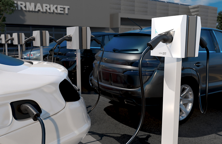 solaredge-rolls-out-solar-powered-ev-charger-for-businesses
