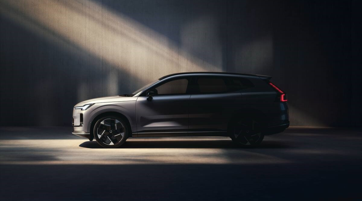 electrified-cars-from-volvo-&-cupra-that-may-or-may-not-come-to-america