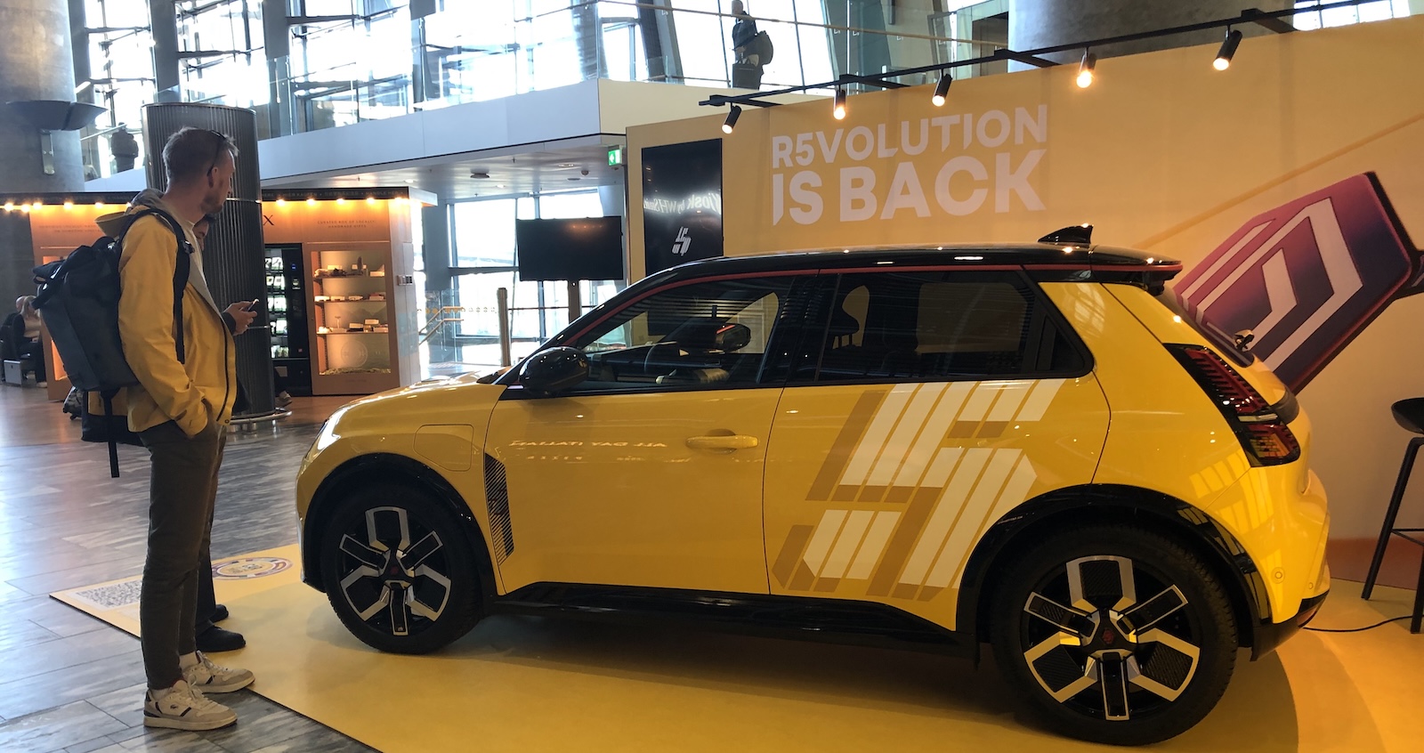 with-new-ev-charging-stations,-norway’s-excellent-ev-adventure-is-about-to-get-more-excellent