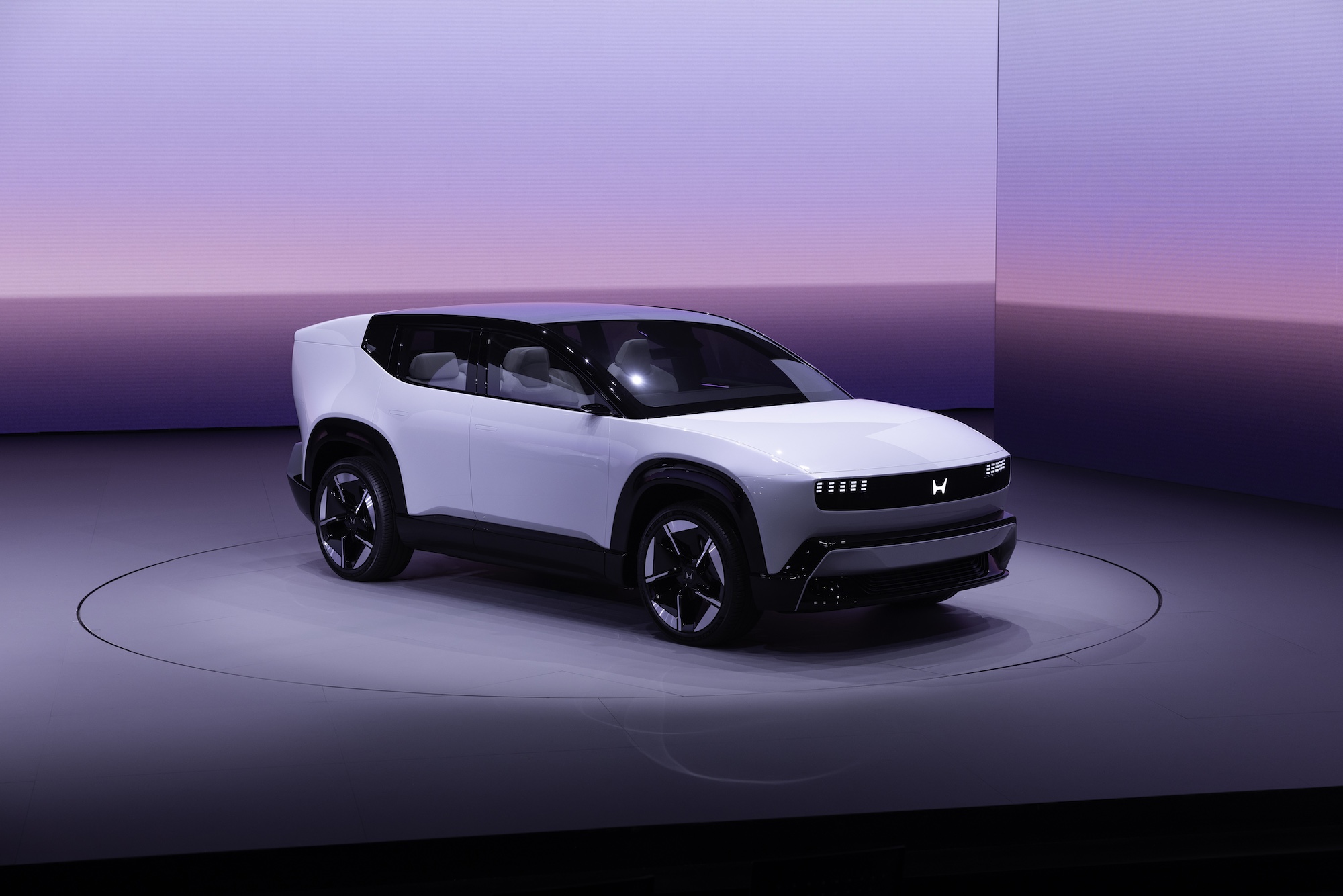honda-changes-course-on-evs,-will-switch-focus-to-hybrids