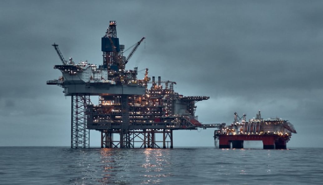 oil-and-gas-firms-warned-of-hidden-financial-risks-in-net-zero-transition