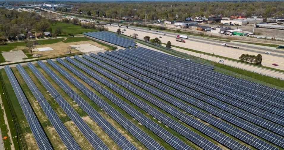 agrivoltaics-make-the-leap-from-rural-to-urban-farming