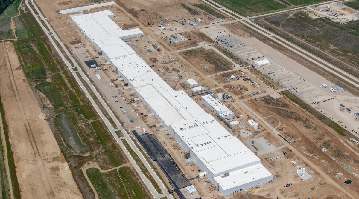 ford-battery-factory-in-michigan-fights-for-survival