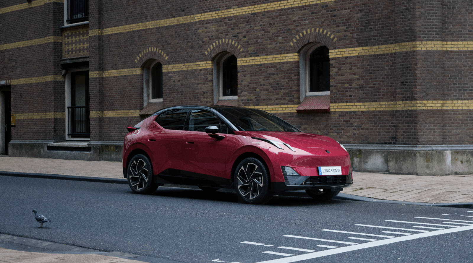 lynk-&-co-02-achieves-highest-euro-ncap-safety-rating-in-compact-suv-segment