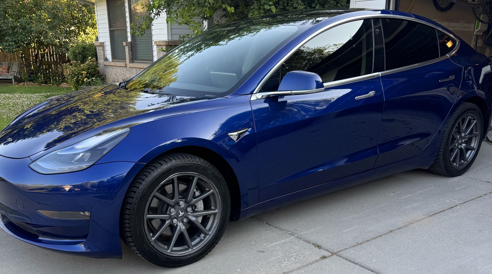 last-chance-to-get-a-really-good-deal-on-a-very-capable-electric-vehicle