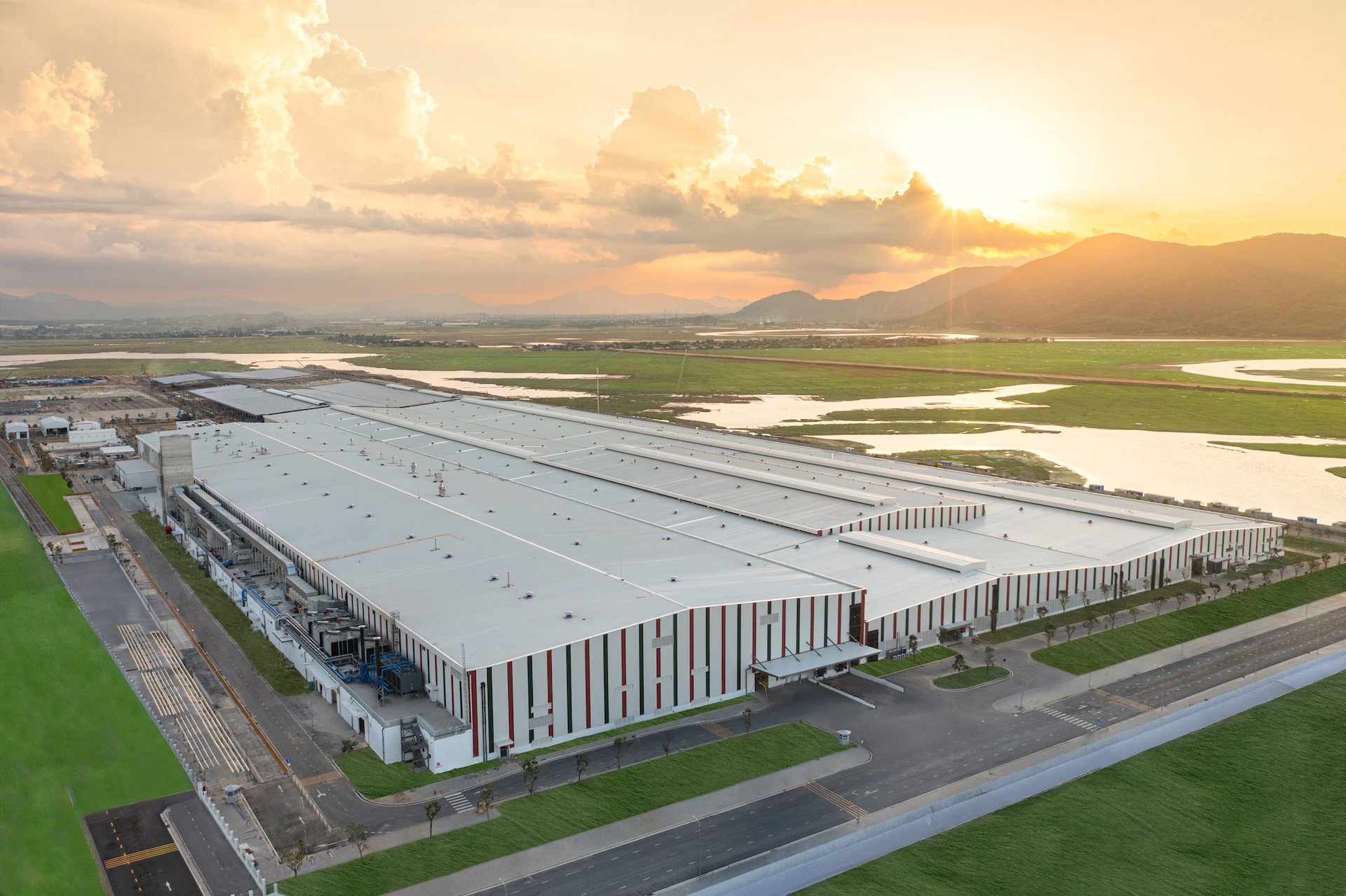 vinfast-inaugurates-2nd-ev-plant-in-vietnam