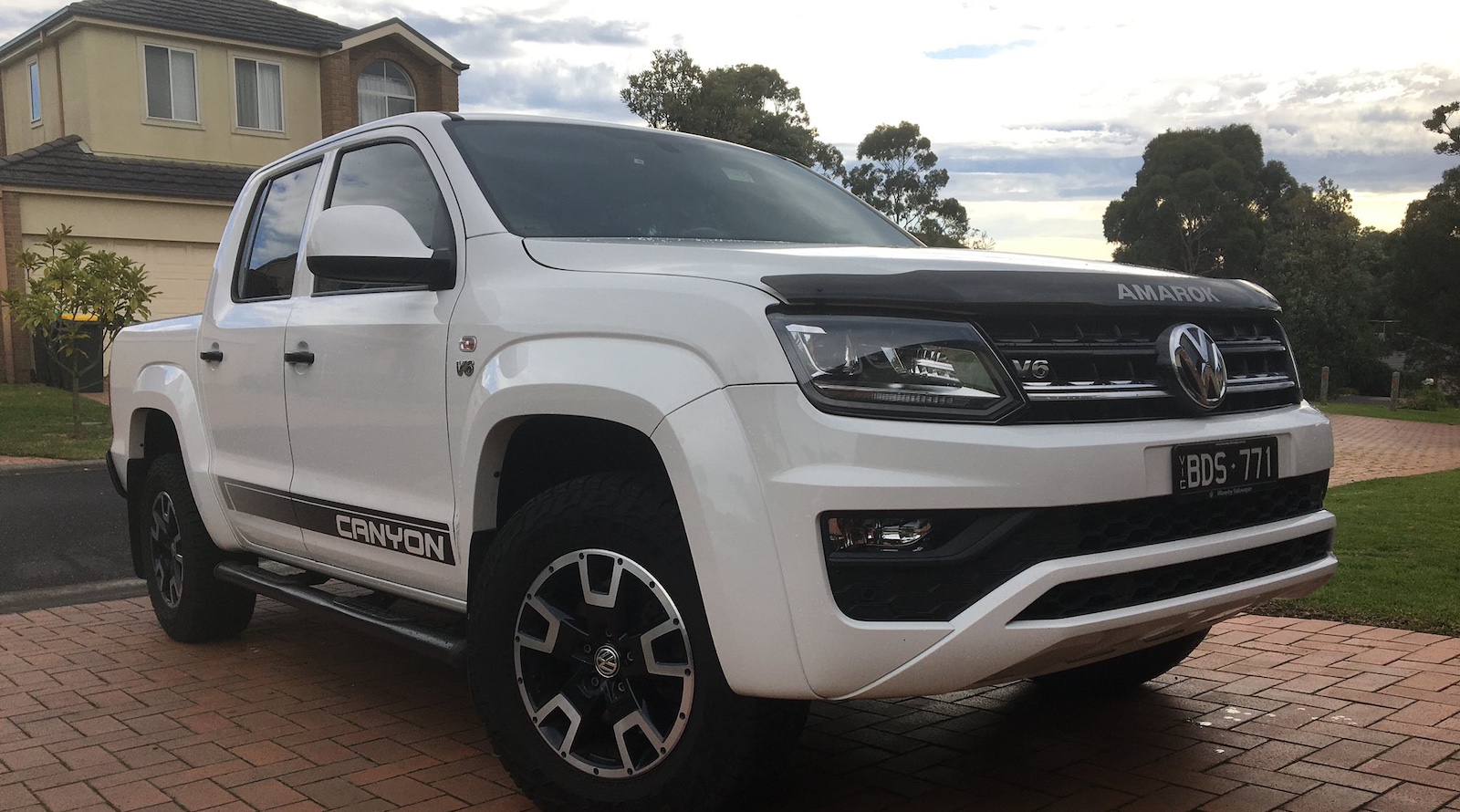 livin’-&-drivin’-with-the-cannon-alpha-phev-ute