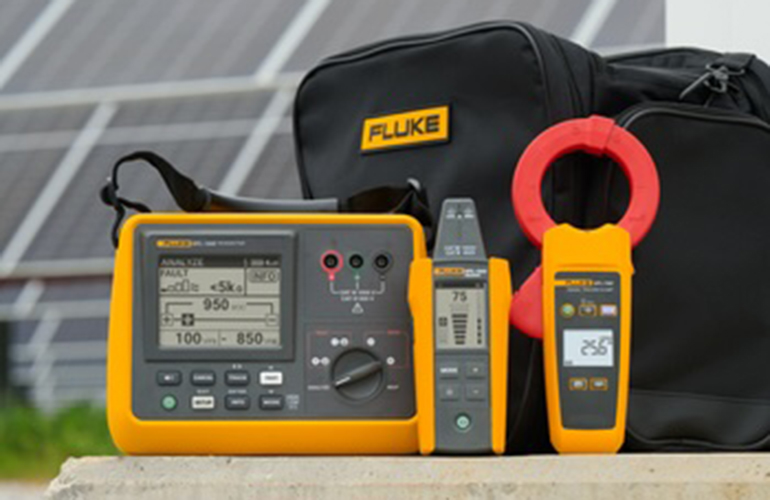 fluke-debuts-latest-pv-ground-fault-locator-at-re+