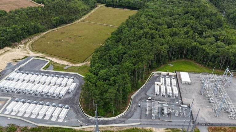 primergy,-gridstor,-sunraycer-and-plus-power-progress-large-scale-us-bess-projects