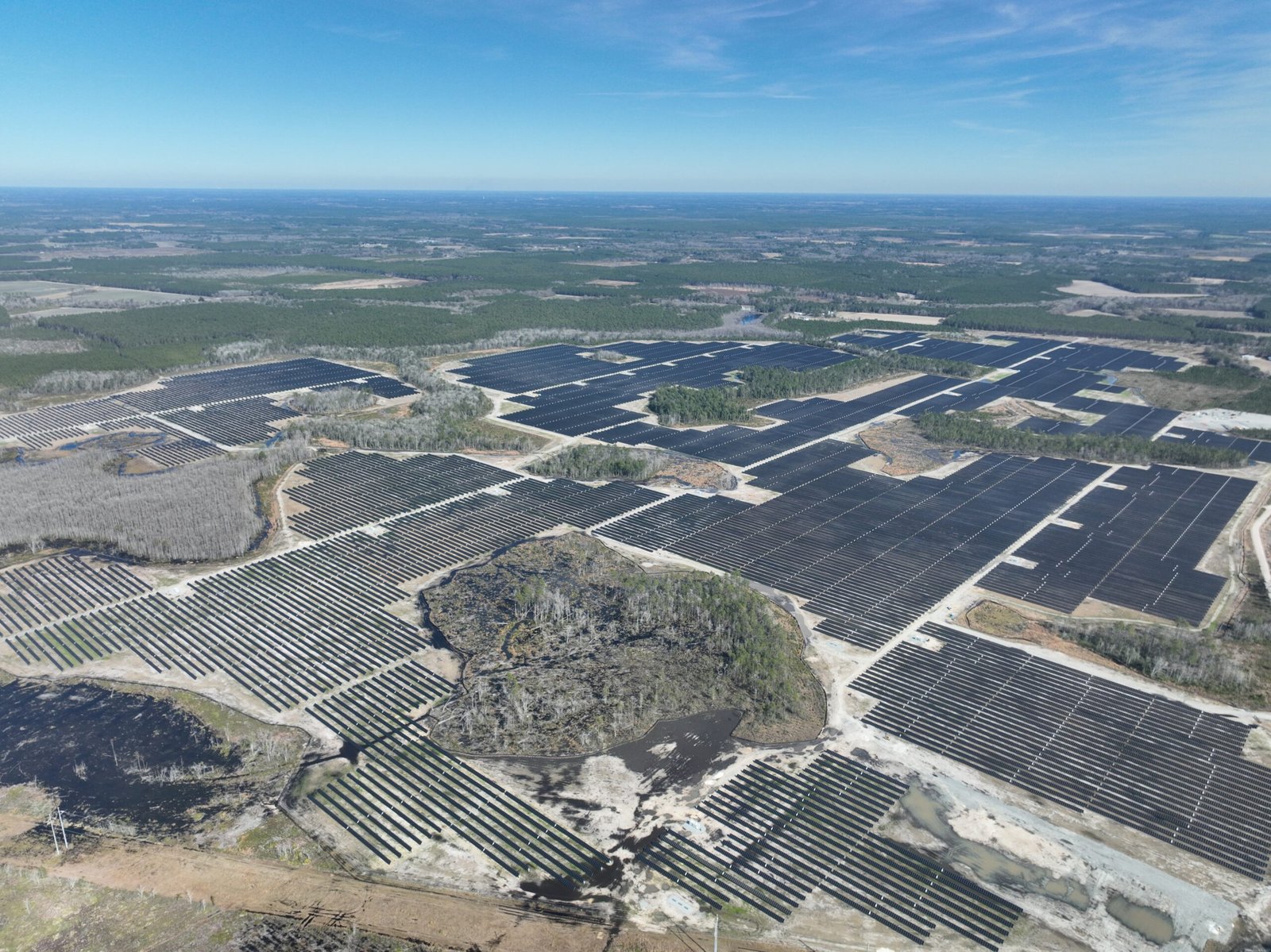 heelstone-renewable-energy,-a-qualitas-energy-company,-secures-a-$200-million-senior-corporate-credit-facility