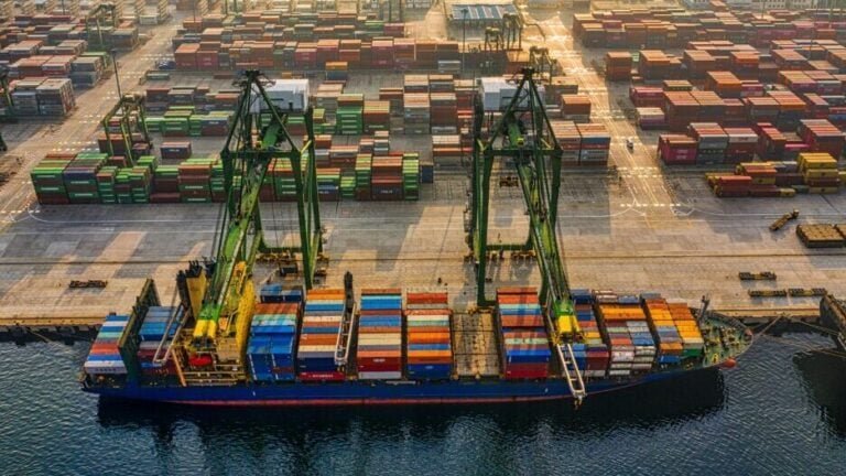 ev-slowdown-creates-potential-lifeline-for-us-energy-storage-amid-feoc,-tariffs