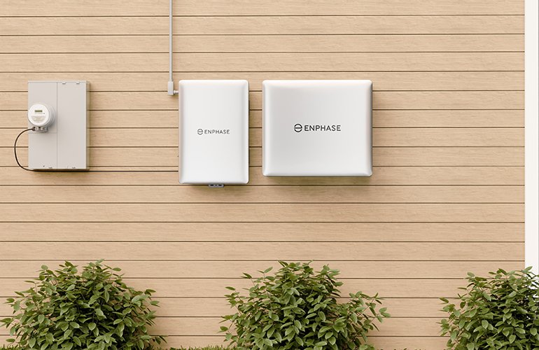 solar-inverter-manufacturer-enphase-lays-off-160+-employees