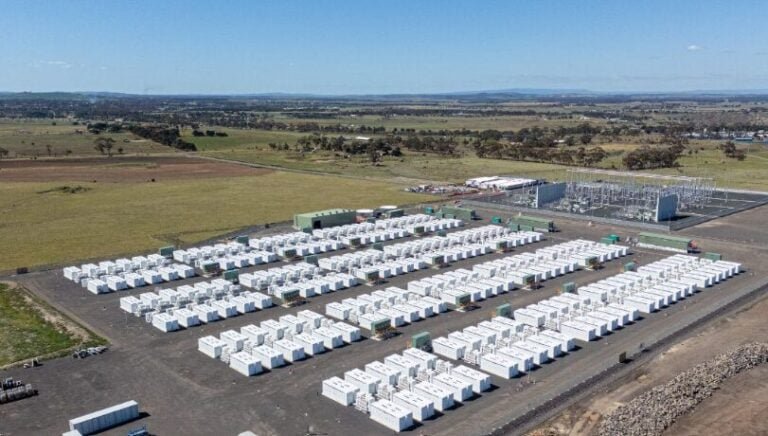 australia-commissions-4.9gwh-of-grid-scale-batteries-in-2025,-matching-entire-2017-2024-output