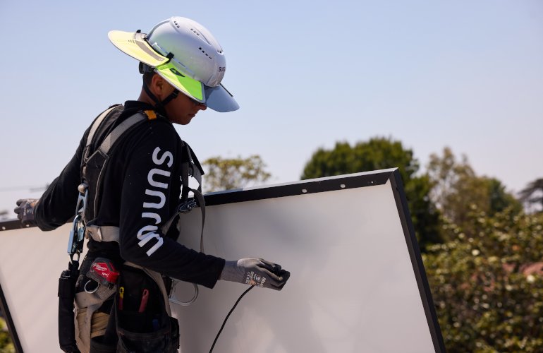 pg&e-expands-sunrun-solar-+-storage-projects-for-backup-grid-power