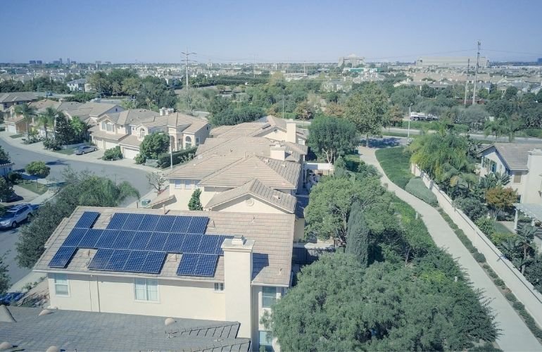 energysage-report-shows-rush-to-install-resi-solar-systems-before-end-of-itc