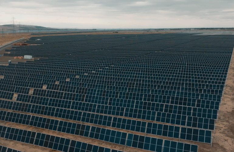 avangrid-completes-mechanical-install-of-166-mw-tower-solar-project-in-oregon