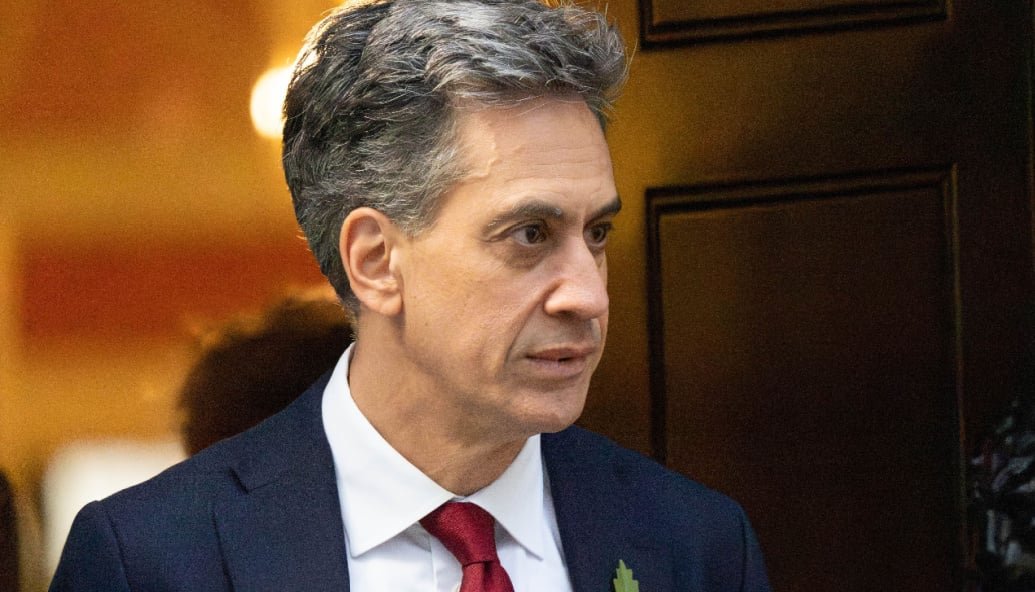 miliband-says-labour-will-act-on-oil-prices