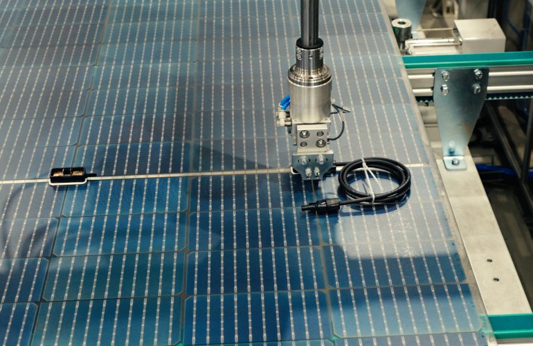 us-modules-opens-solar-panel-assembly-plant-in-east-central-texas