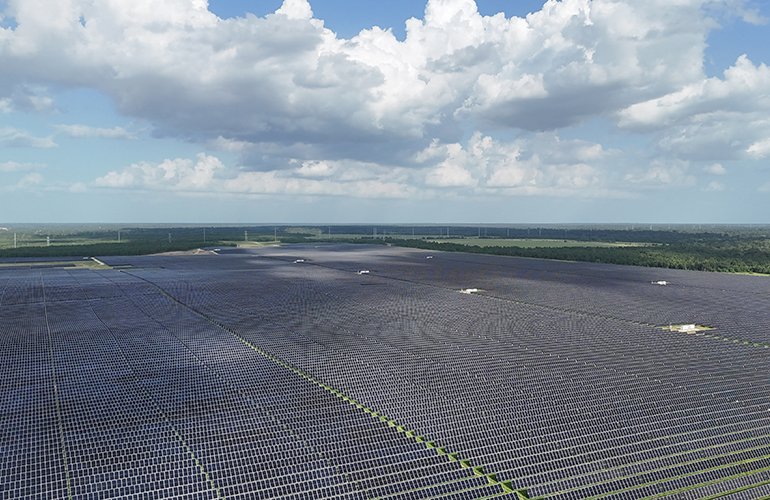 parliament-energy-signs-1.2-gw-tracker-supply-agreement-with-ideematec