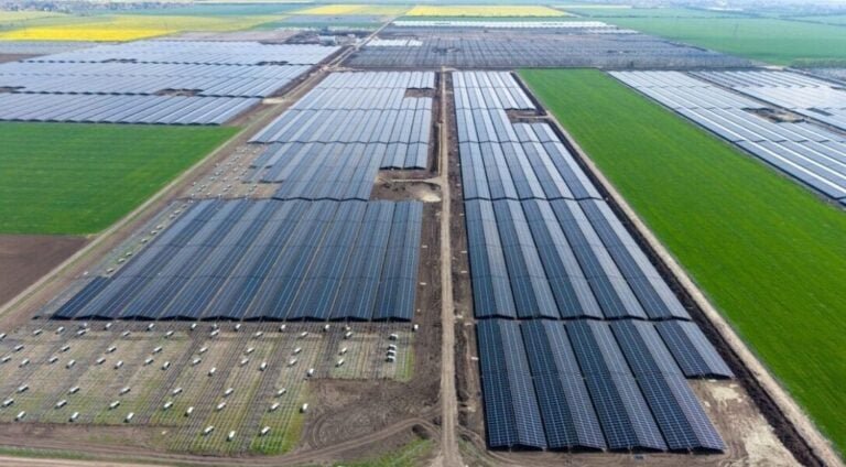 ebrd-finances-solar-and-storage-projects-in-egypt-and-hungary