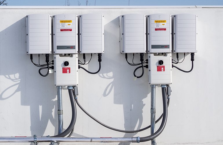 are-installers-comparing-the-wrong-mlpe-systems?-what-really-matters-in-solar-system-design