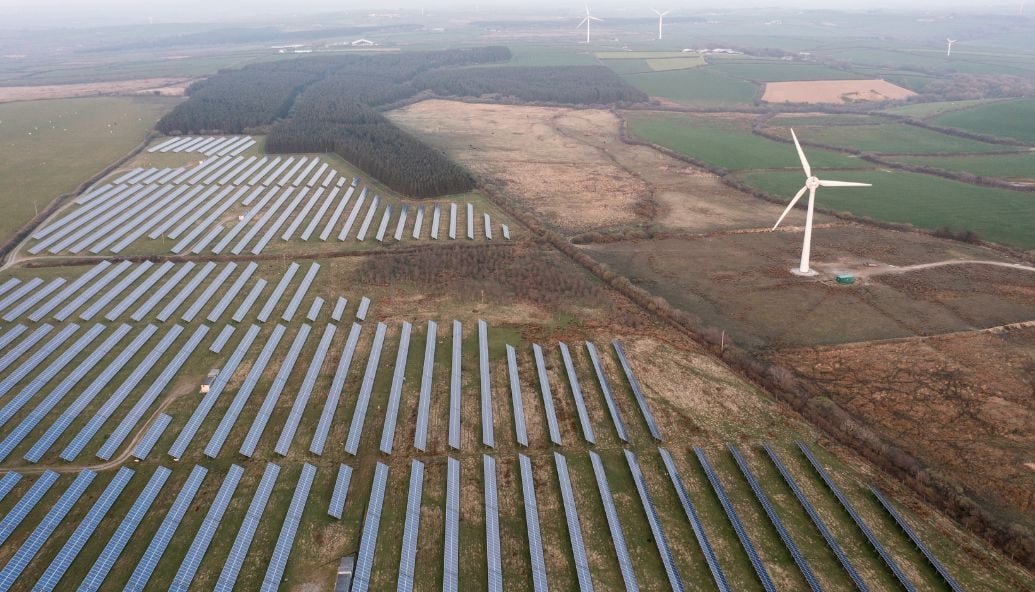 nearly-three-quarters-of-uk-and-irish-businesses-delaying-major-energy-decisions