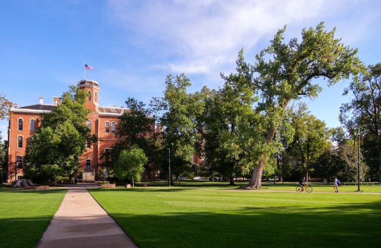 1-mw-solar-project-comes-online-at-cu-boulder