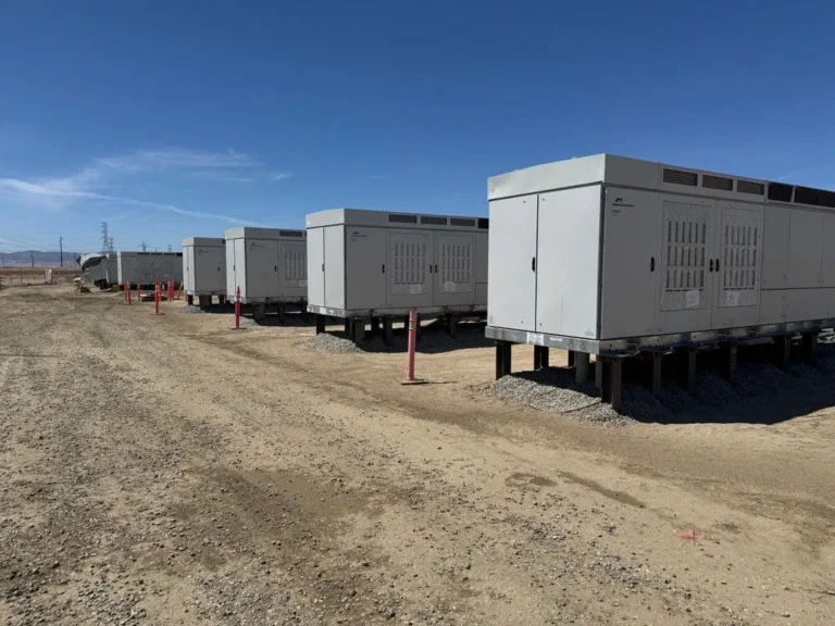 rev-renewables-and-ls-power-commission-california’s-first-8-hour-duration-lithium-ion-bess