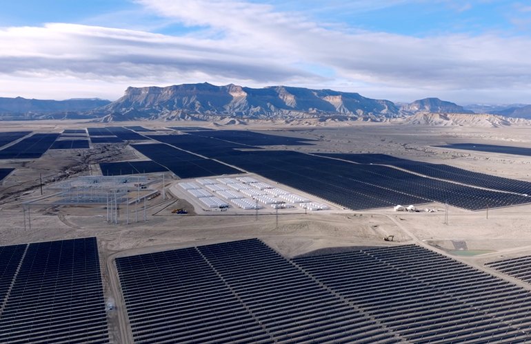 rplus-energies-activates-400-mw-utah-solar-+-storage-project